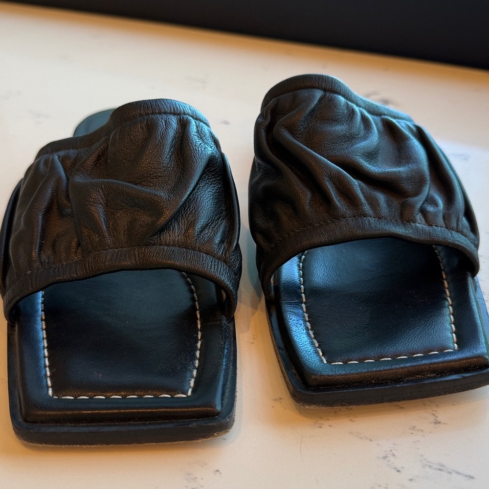 Wandler Mila Puffy Lambskin Flat Sandal Slip-On Mule Black Color Size 38 US 8.5 - Picture 3 of 15